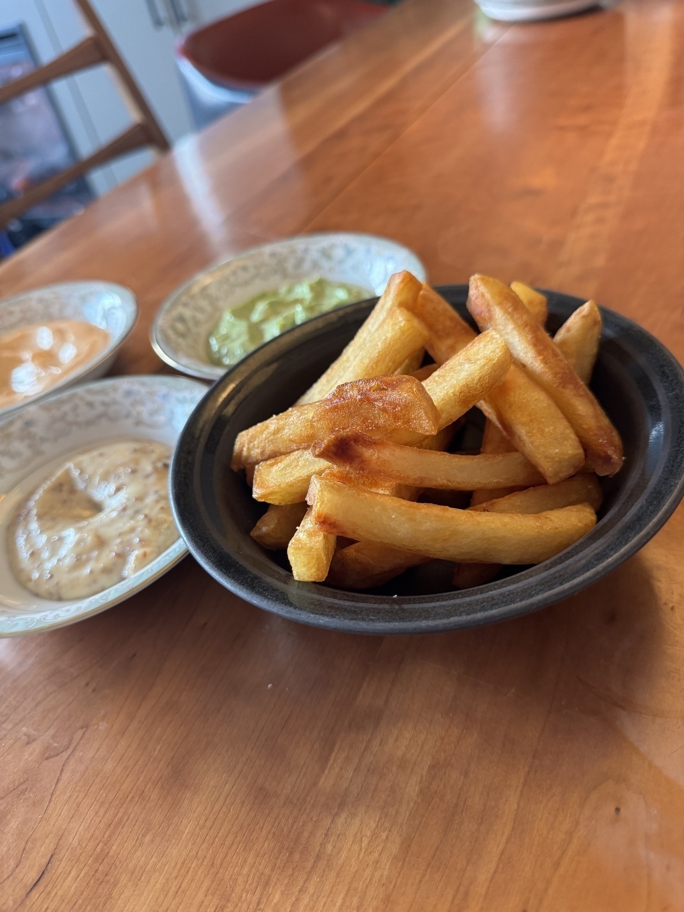 Poached with vinegar quick fry finish fry